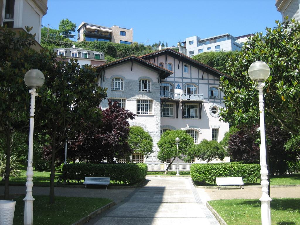 Albergue Juvenil Ondarreta San Sebastián Exteriér fotografie